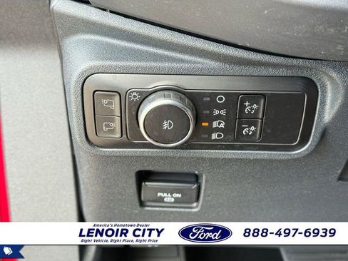 Used 2025 Ford Bronco Badlands AWD/4WD image 16