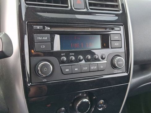 Used 2015 Nissan Versa Note SV FWD image 16