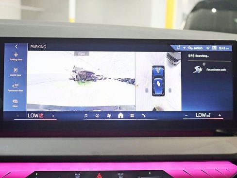 Used 2025 BMW X3 xDrive30i w/ Premium Package image 18