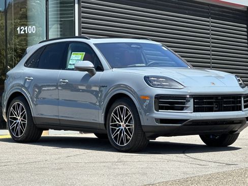 Used 2026 Porsche Cayenne E-Hybrid AWD/4WD image 10