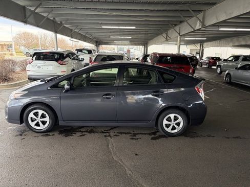 Used 2014 Toyota Prius Two image 15