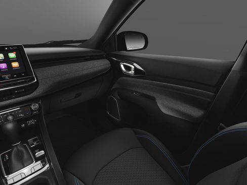 New 2026 Jeep Compass Latitude AWD/4WD image 7