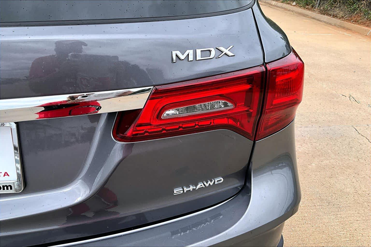 Used 2018 Acura MDX w/ Technology Package AWD/4WD image 30