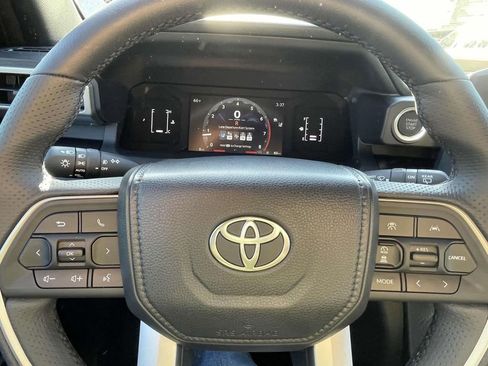 New 2025 Toyota 4Runner SR5 image 17