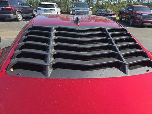 Used 2022 Chevrolet Camaro LT image 9