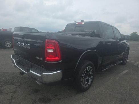 Used 2025 RAM 1500 Laramie AWD/4WD image 6