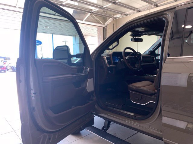 Used 2026 Ford F250 King Ranch w/ Chrome Package AWD/4WD image 10