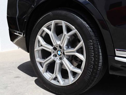 Used 2024 BMW X7 xDrive40i AWD/4WD image 68
