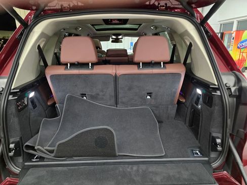 Used 2025 BMW X7 xDrive40i image 45