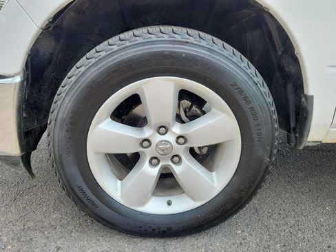 Used 2024 RAM 1500 Classic SLT AWD/4WD image 16