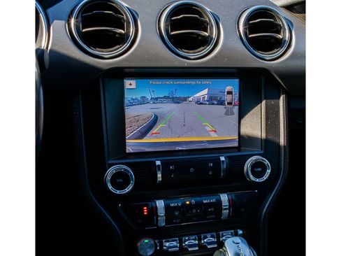 Used 2019 Ford Mustang Coupe image 18