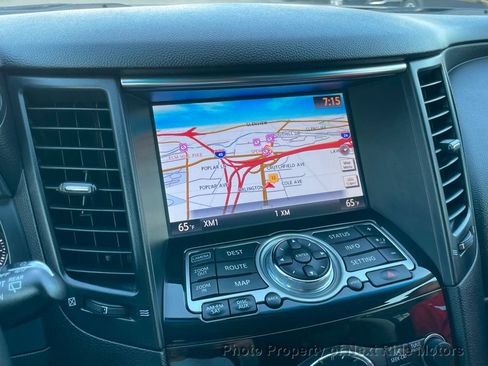 Used 2015 INFINITI QX70 AWD w/ Premium Package image 18
