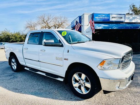 Used 2017 RAM 1500 Big Horn image 9