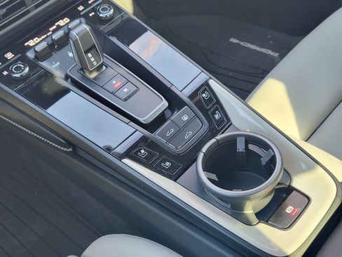 Used 2022 Porsche 911 Carrera 4 GTS image 27