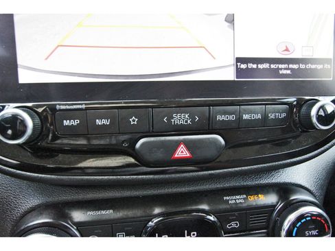 Used 2024 Kia Soul EX FWD image 27