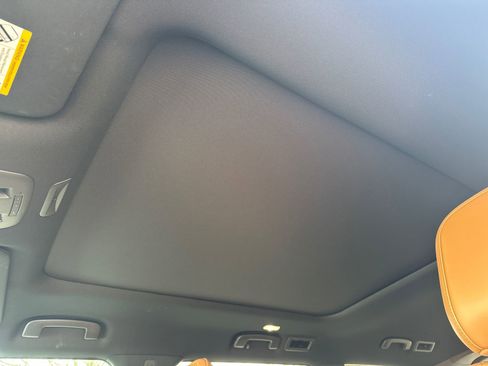 Certified 2026 Nissan Armada Platinum Reserve image 40