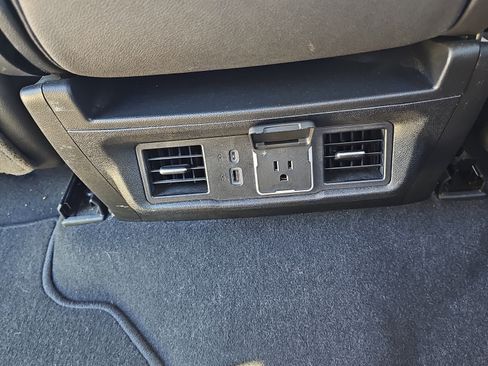 Used 2024 GMC Sierra 1500 SLT image 20