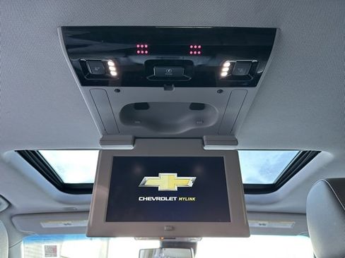 Used 2018 Chevrolet Tahoe LT image 34