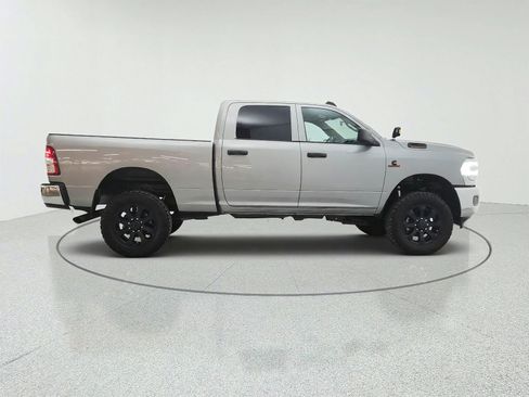 Used 2022 RAM 2500 Tradesman AWD/4WD image 4