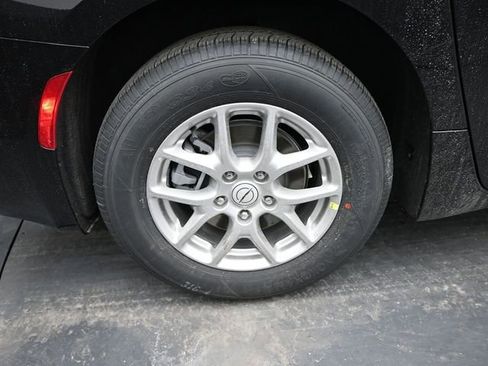 New 2026 Chrysler Voyager LX image 40