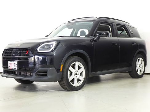 Used 2025 MINI Cooper Countryman S image 2