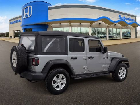 Used 2020 Jeep Wrangler Unlimited Sport image 8