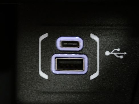 New 2026 Jeep Compass Limited image 21