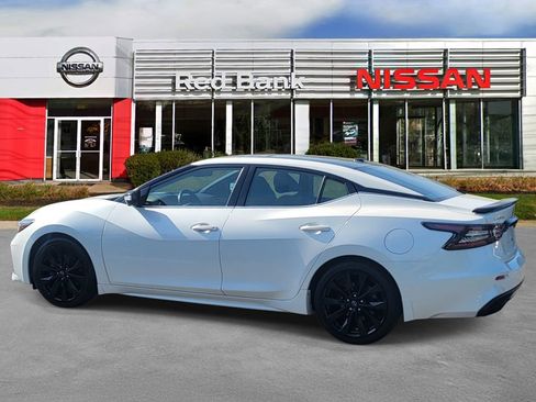 Used 2023 Nissan Maxima SR w/ Sport Mat Group FWD image 5