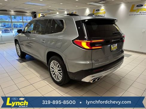 Used 2025 GMC Acadia Denali w/ LPO, Floor Liner Package AWD/4WD image 27