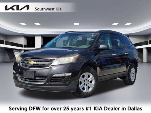 Used 2014 Chevrolet Traverse LS image 1