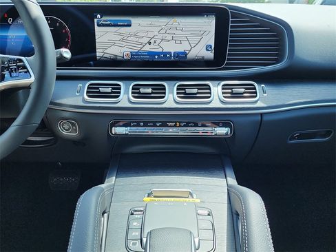 New 2025 Mercedes-Benz GLE 450 4MATIC image 24