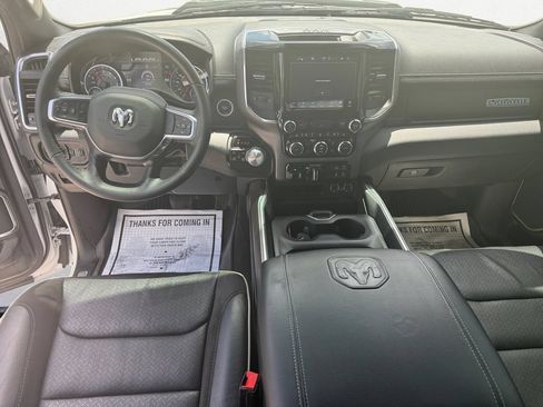 Used 2022 RAM 1500 Laramie AWD/4WD image 10