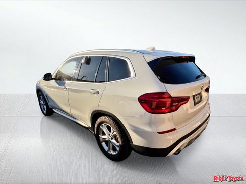 Used 2018 BMW X3 xDrive30i w/ Convenience Package AWD/4WD image 3
