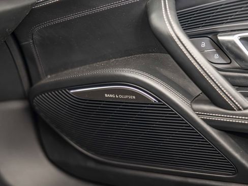 Used 2018 Audi R8 V10 plus image 31