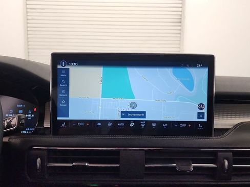 Used 2023 Lincoln Corsair AWD image 24