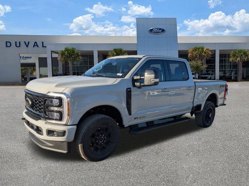 New 2026 Ford F250 Lariat w/ Black Appearance Package image 8