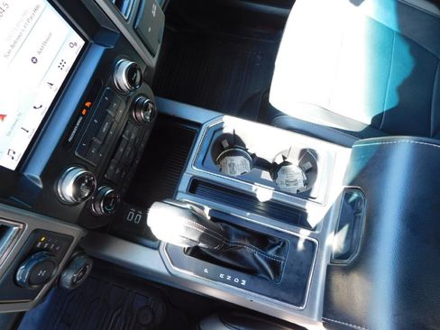 Used 2017 Ford F150 Raptor w/ Equipment Group 802A Luxury image 36