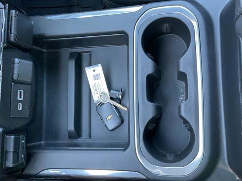 Used 2019 Chevrolet Silverado 1500 LTZ image 21