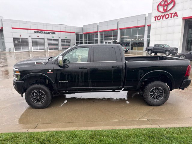 Used 2026 RAM 2500 Limited AWD/4WD image 7