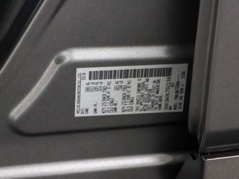 Used 2024 Nissan Rogue SV FWD image 32