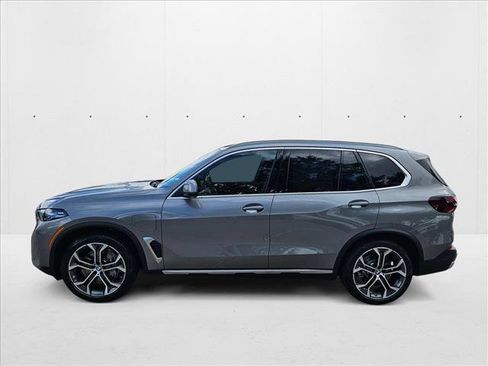 Used 2026 BMW X5 xDrive50e w/ Premium Package AWD/4WD image 8