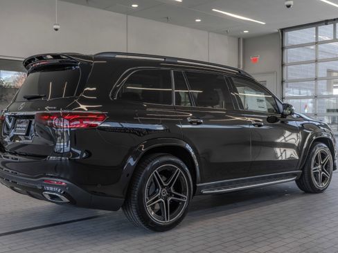 New 2026 Mercedes-Benz GLS 450 4MATIC image 31