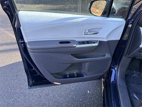 Used 2022 Toyota Sienna XSE image 13