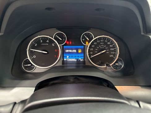 Used 2017 Toyota Tundra Platinum image 22