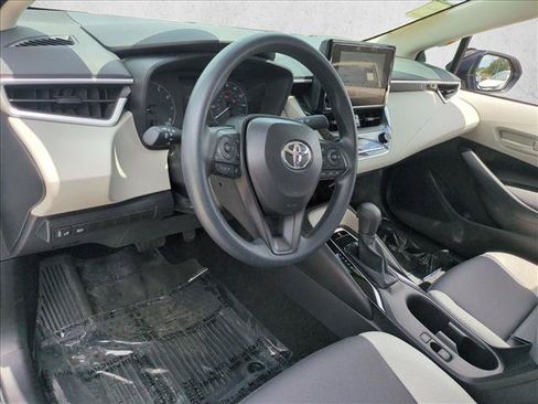 Certified 2025 Toyota Corolla LE FWD image 10