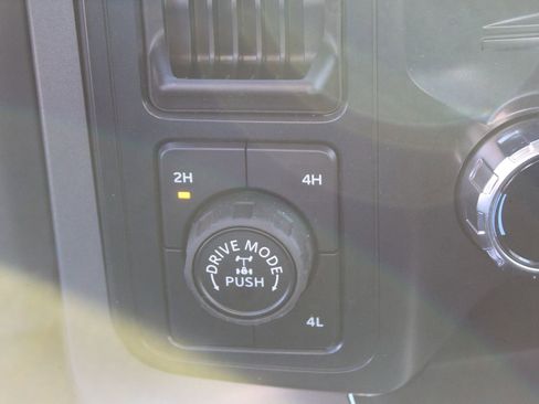 New 2025 Ford F150 XLT w/ Equipment Group 302A MID image 31