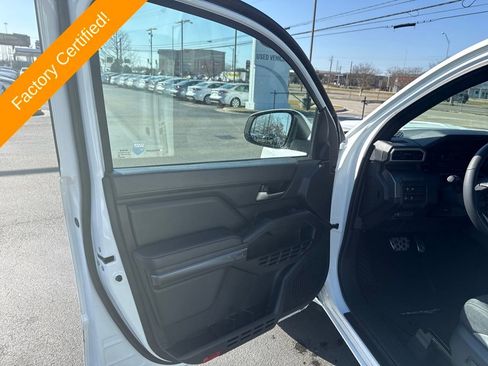 Used 2025 Toyota Tacoma TRD Sport image 10