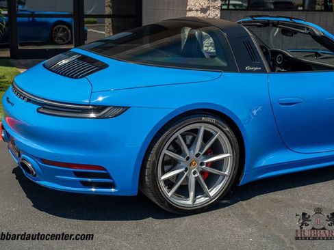 Used 2023 Porsche 911 AWD/4WD image 37