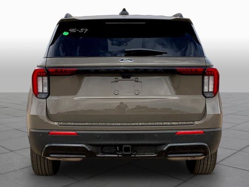 New 2026 Ford Explorer ST-Line RWD image 4