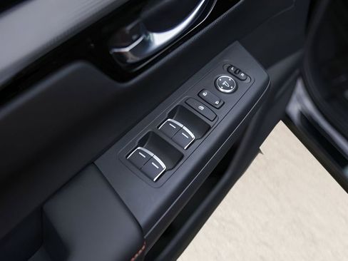 Used 2026 Honda CR-V Sport Touring image 22